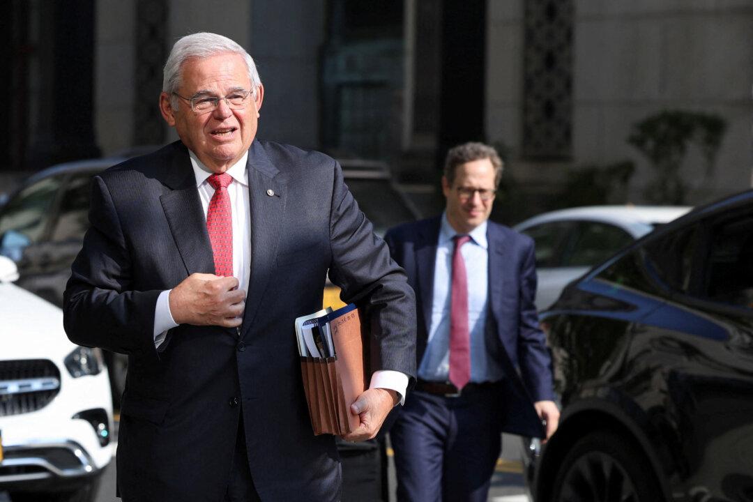 Menendez Asks Judge to Either Toss Guilty Verdicts or Grant New Trial