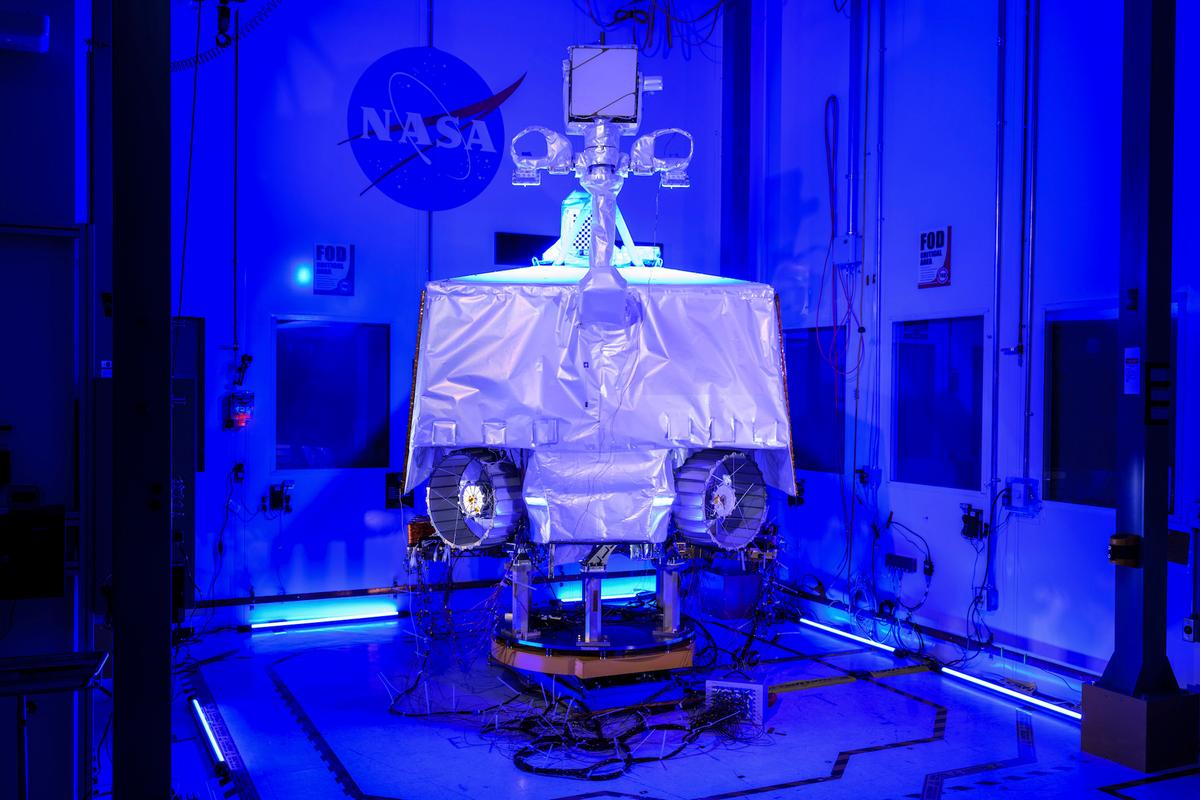 After Spending $450 Million, NASA Scraps Moon Rover