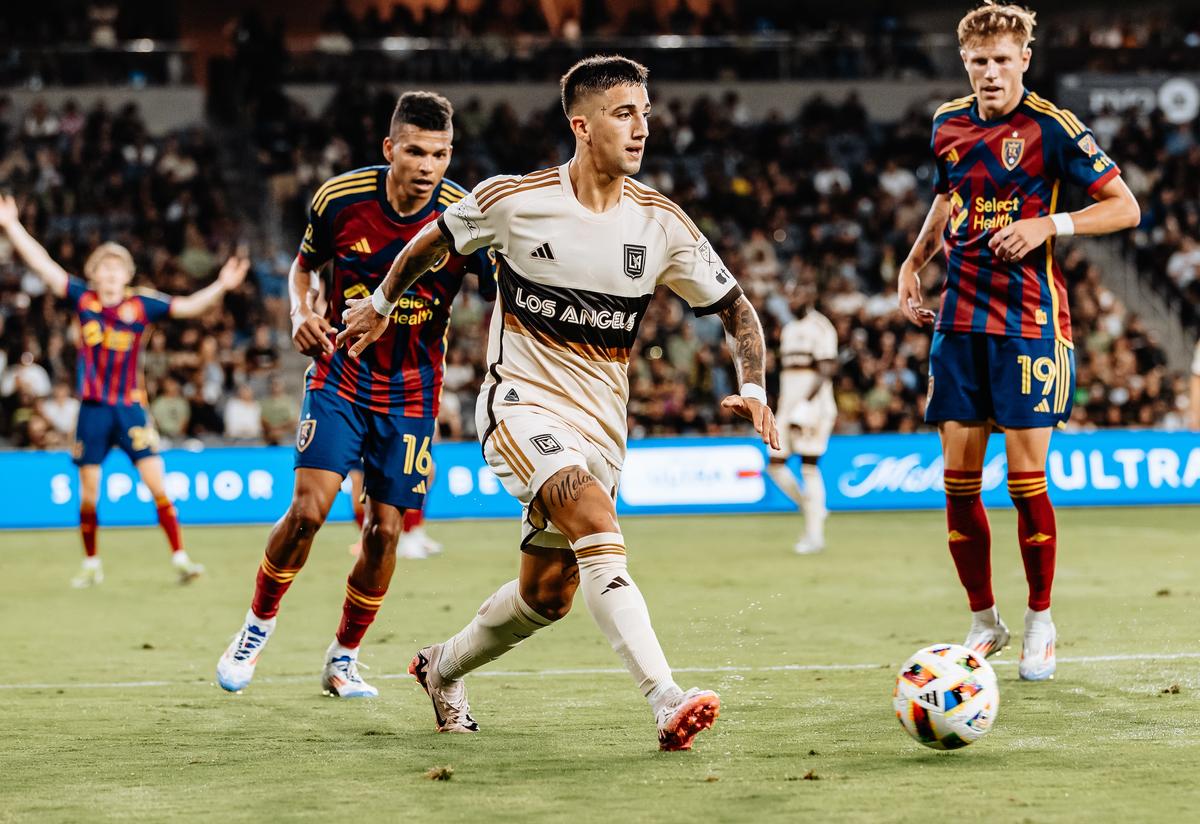 LAFC Draw Against Short-Handed Real Salt Lake