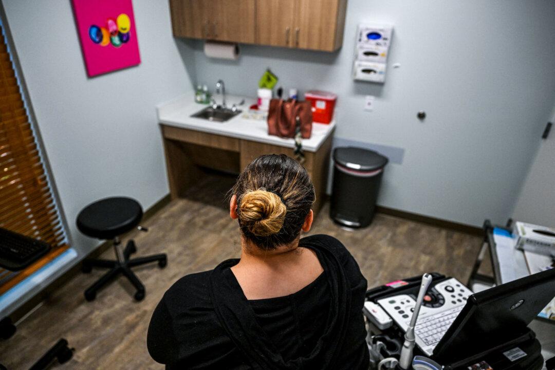 In Missouri, an Attorney General Determined to Oust Planned Parenthood