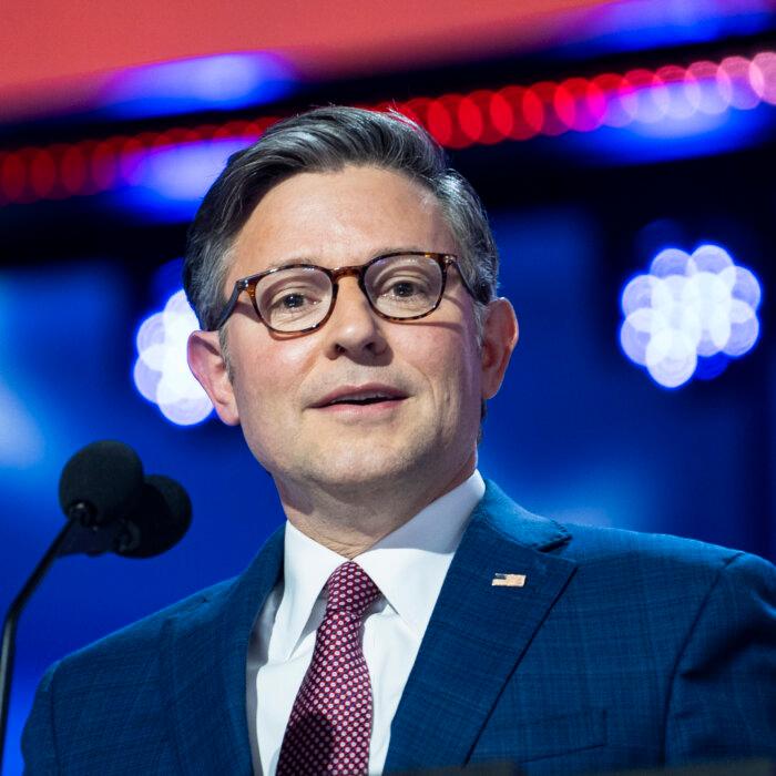 18 House Republicans Call on Johnson to Keep Part of Inflation Reduction Act