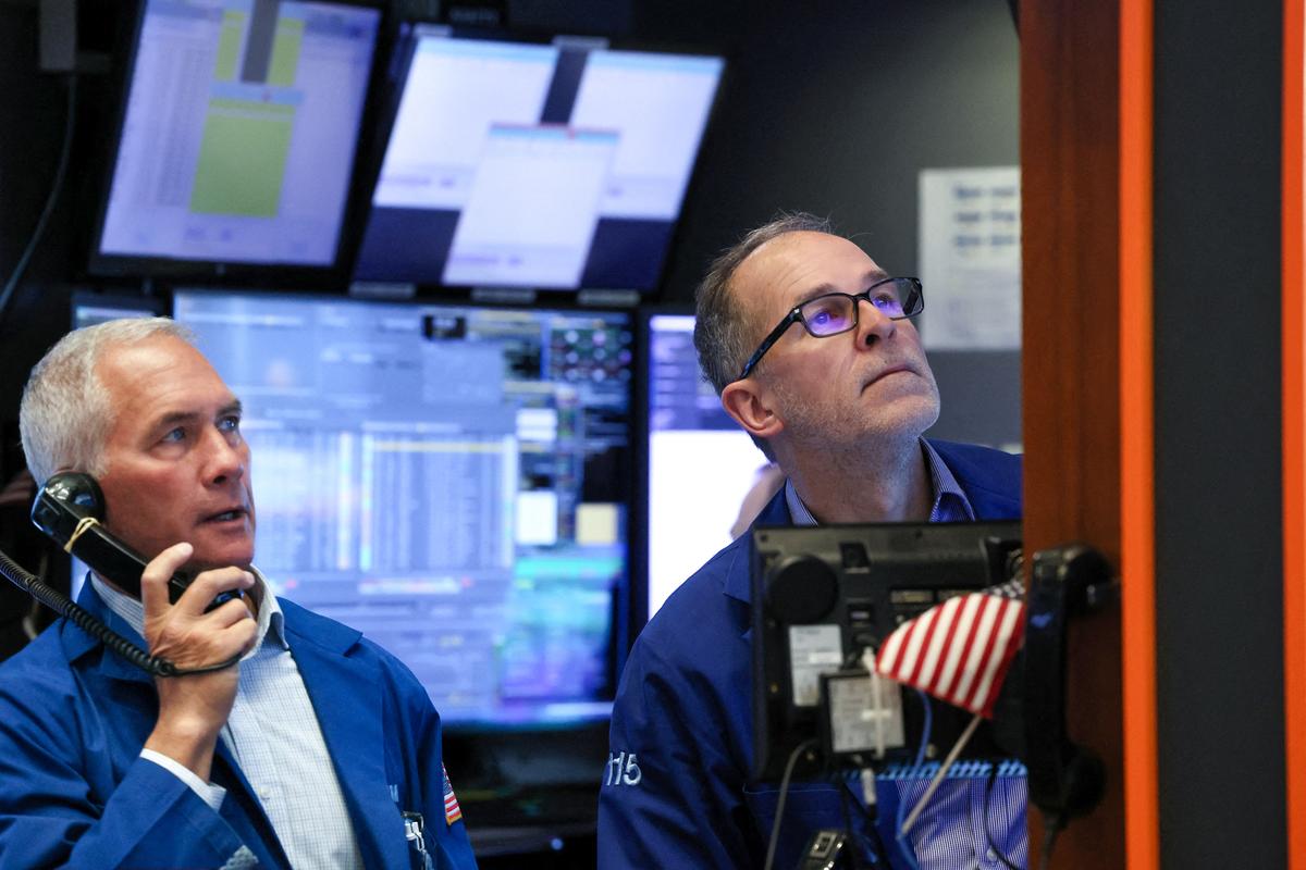 US Economy Showing Signs of Weakness: Fed’s Beige Book