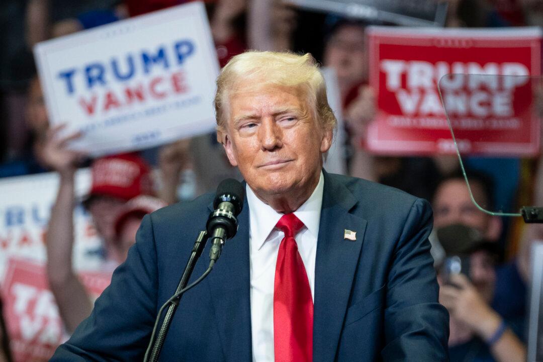 News Brief: Graham Urges Trump to Focus on Policy; RFK Jr. May ‘Join Forces’ With Trump; Goldman Sachs Revises US Recession Probability