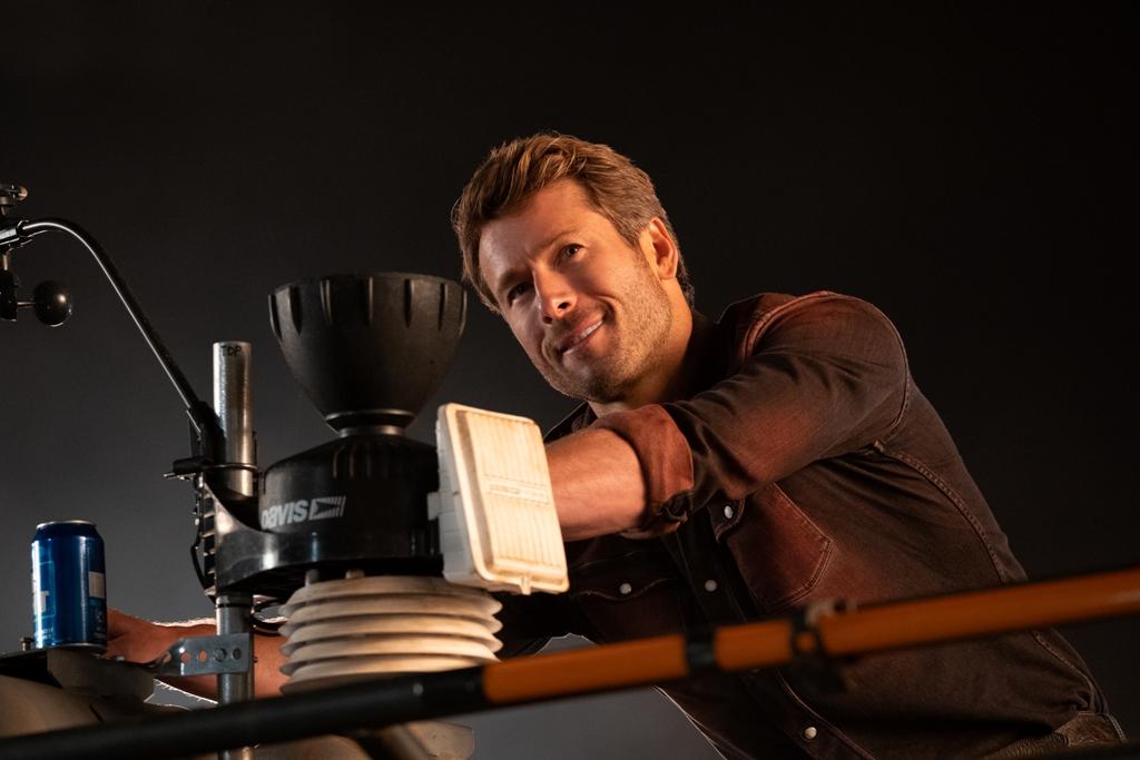 Tyler (Glen Powell) joins the team of storm chasers, in “Twisters.” (Universal Pictures)