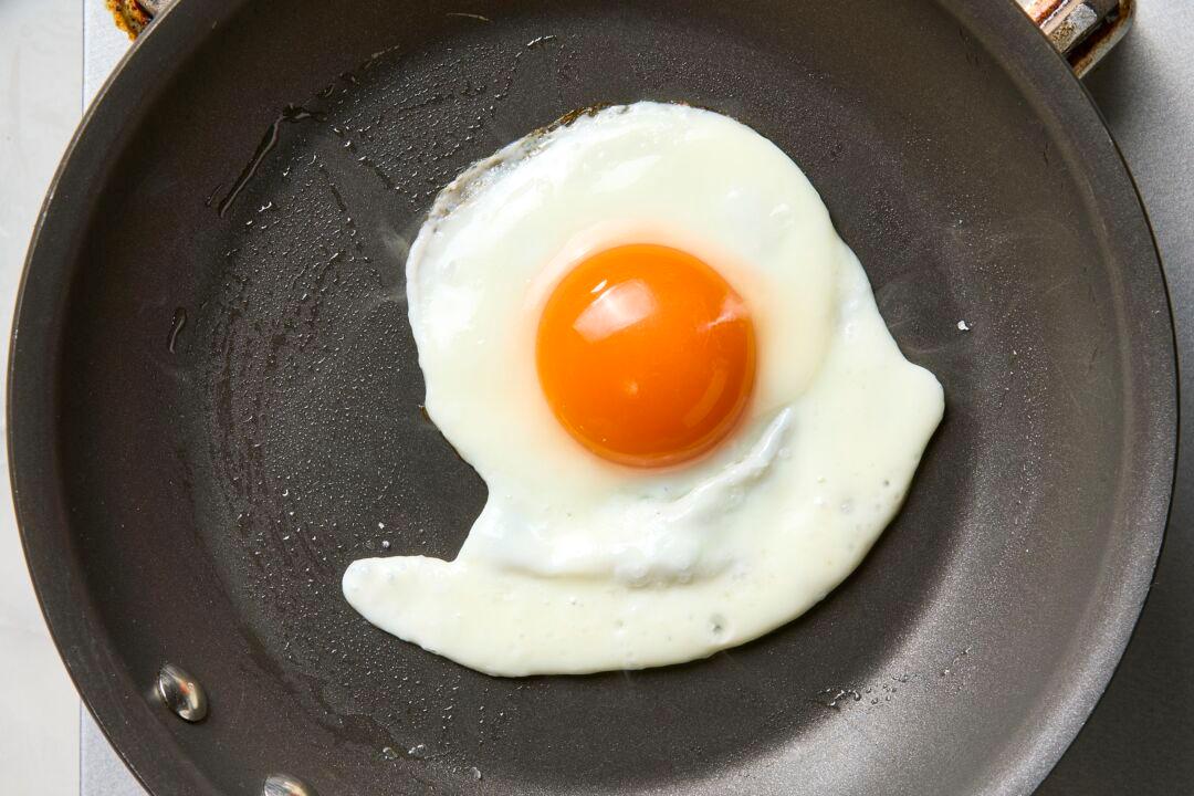 My Unconventional Advice for Making the Perfect Fried Egg