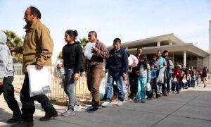 More NGOs Aiding Illegal Aliens Come Under Scrutiny in Texas