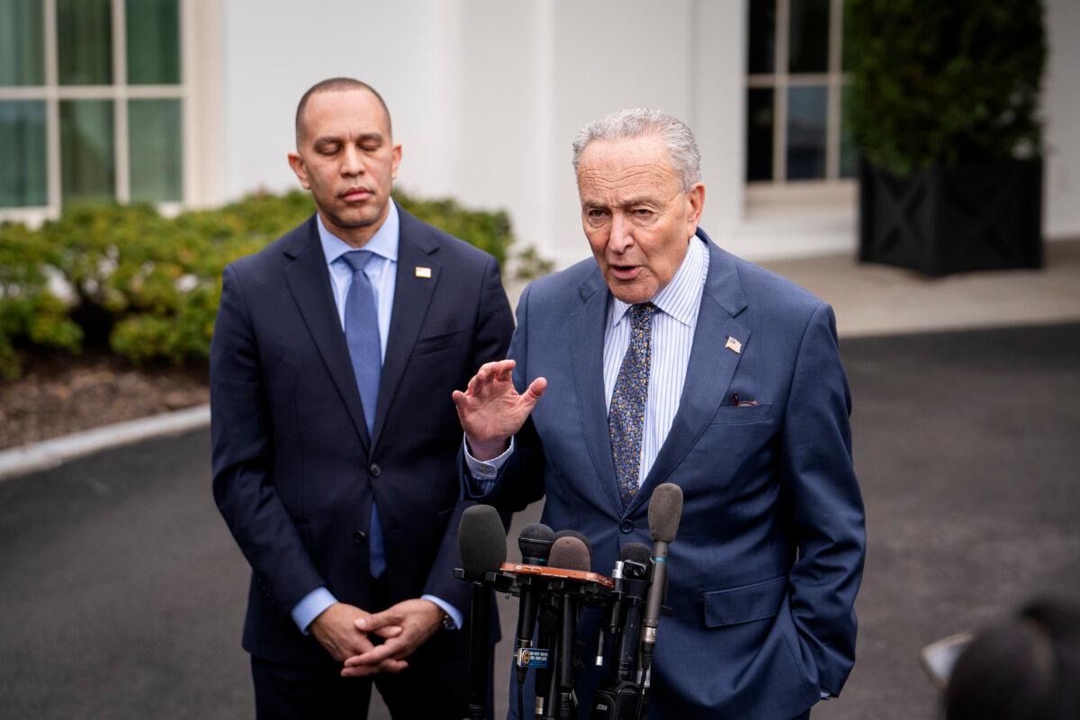 Senate Majority Leader Sen. Chuck Schumer (D-N.Y.) and House Minority Leader Rep. Hakeem Jeffries (D-N.Y.) speak to the press after meeting with President Joe Biden at the White House on Feb. 27, 2024. (Madalina Vasiliu/The Epoch Times)