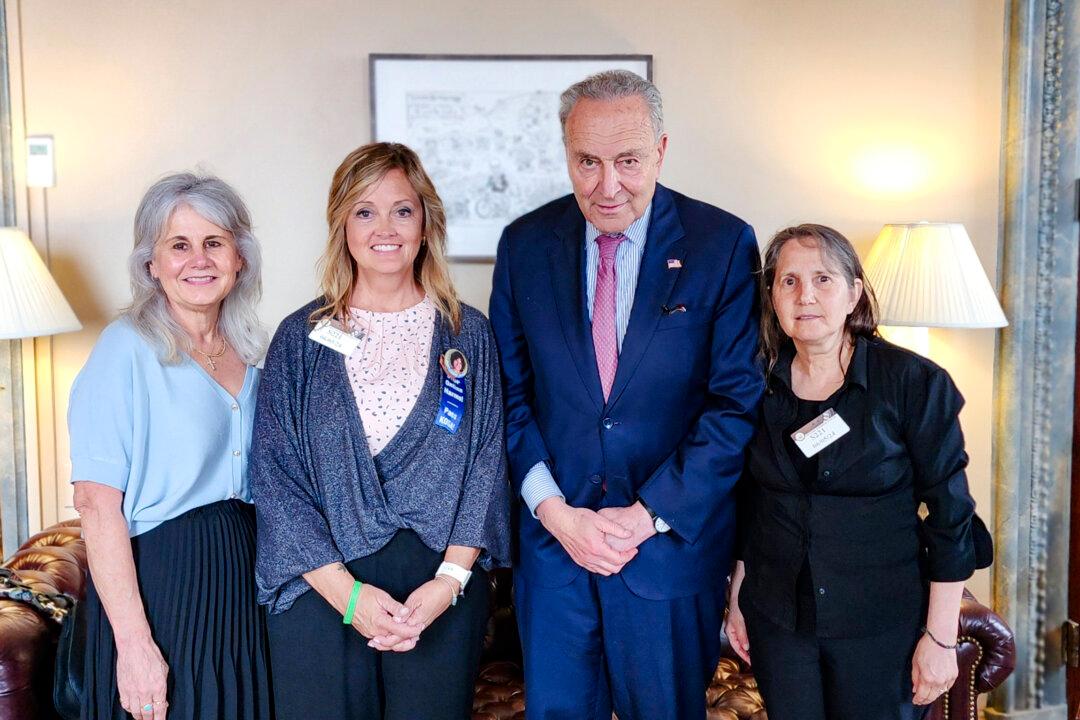 Schumer Announces Senate Floor Vote on Bills Protecting Children Online