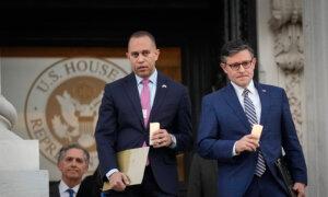 Republicans Favored to Take House, Poised for Government Trifecta