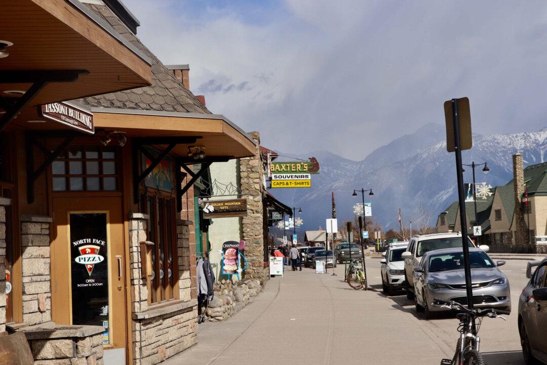 ‘Now Lost’: Jasper Fire Torching Cherished Memories Along With Forests