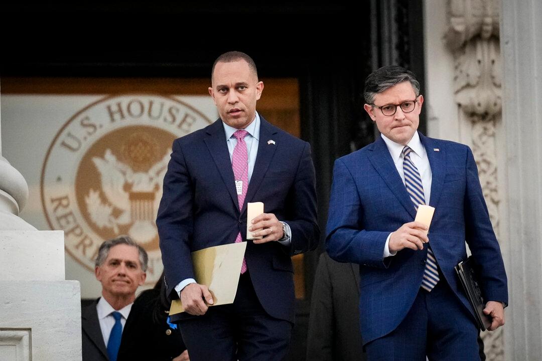 House Leaves Early for Summer Recess Without Passing Spending Bills