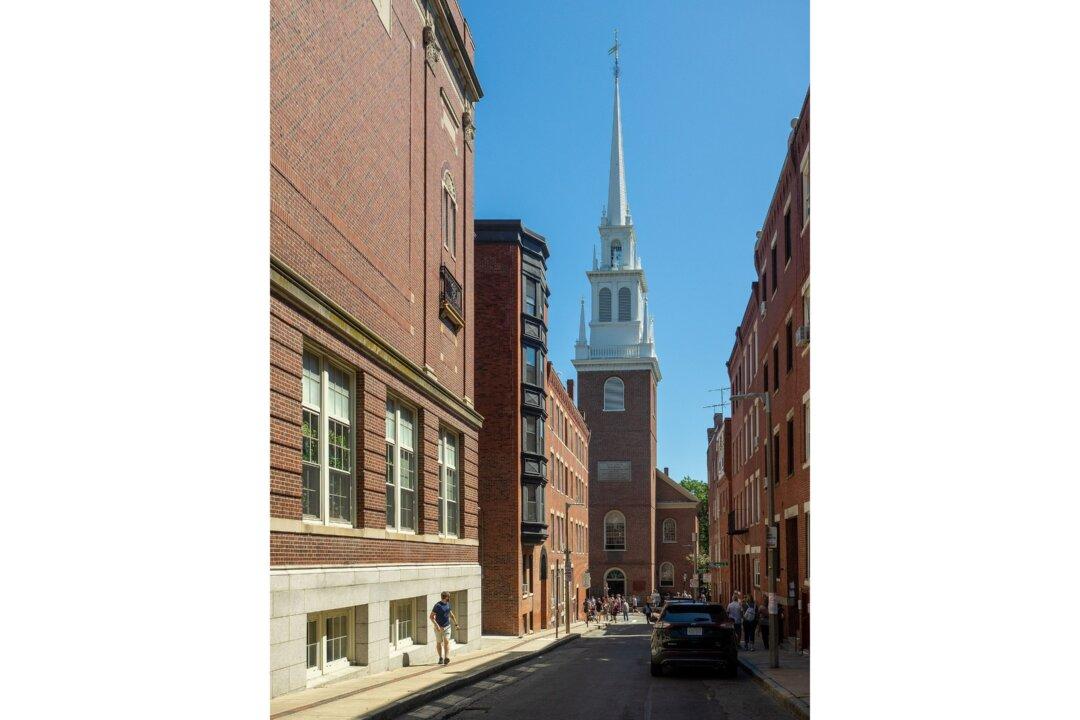 Boston’s Old North Church Offers a Delightful Demonstration