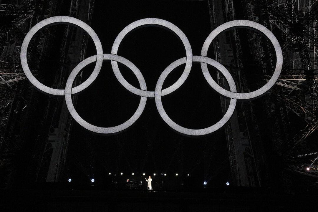 Olympics Opening Ceremony Moments: Céline Dion, Zizou’s Flame, French Musicians