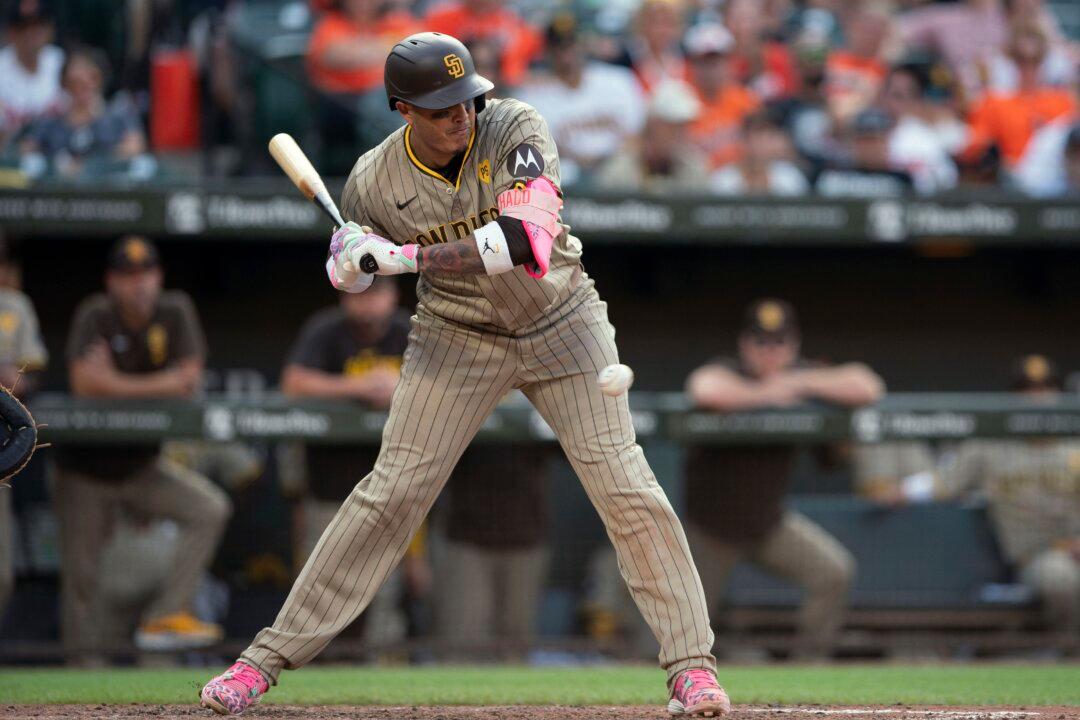 Machado Hits a 3-run Homer Against His Former Team as the Padres Rout the Orioles 9–4