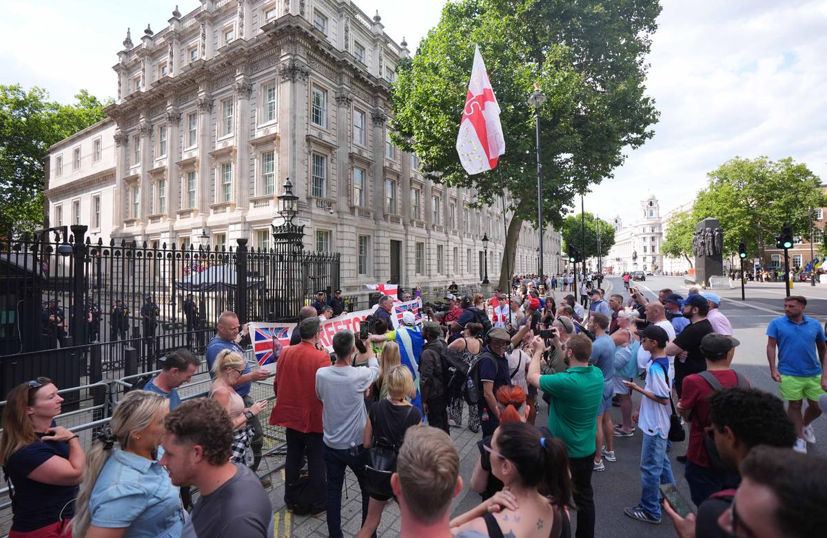 Protesters Gather Outside Downing Street After Tommy Robinson ‘Held by Police’