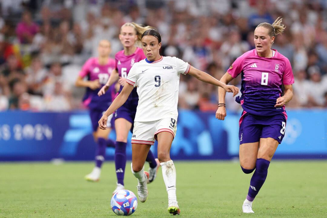 US Women’s Soccer Clinches Spot in Olympic Quarterfinals