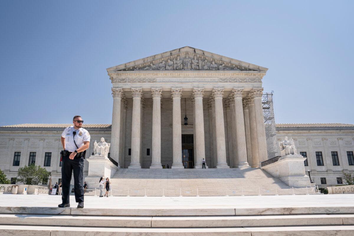 The U.S. Supreme Court in Washington on July 29, 2024. (Madalina Vasiliu/The Epoch Times)