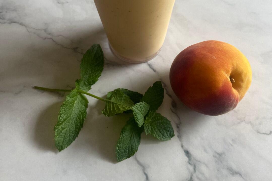 Peach Season Is Short, so Make the Most of It With These 2 Recipes