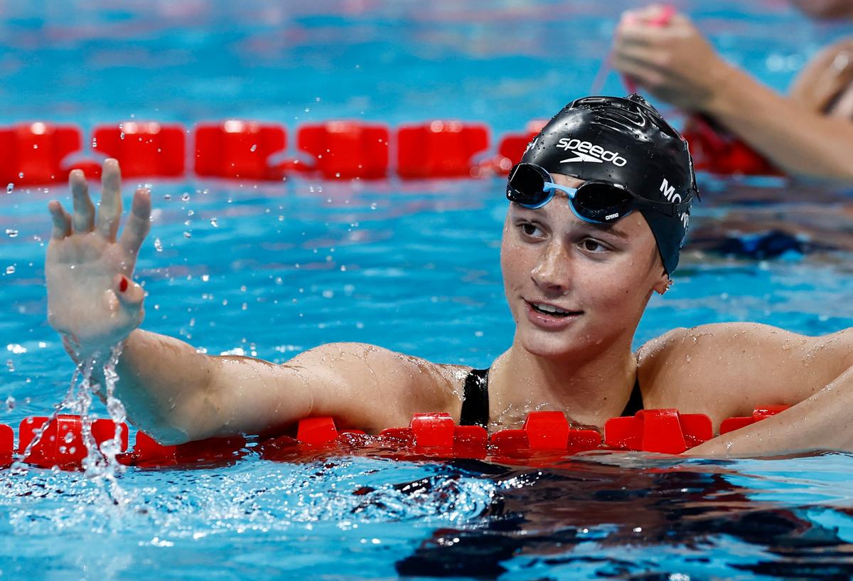 Canada’s Summer McIntosh Wins Gold in Women’s 200m Butterfly, Sets Olympics Record