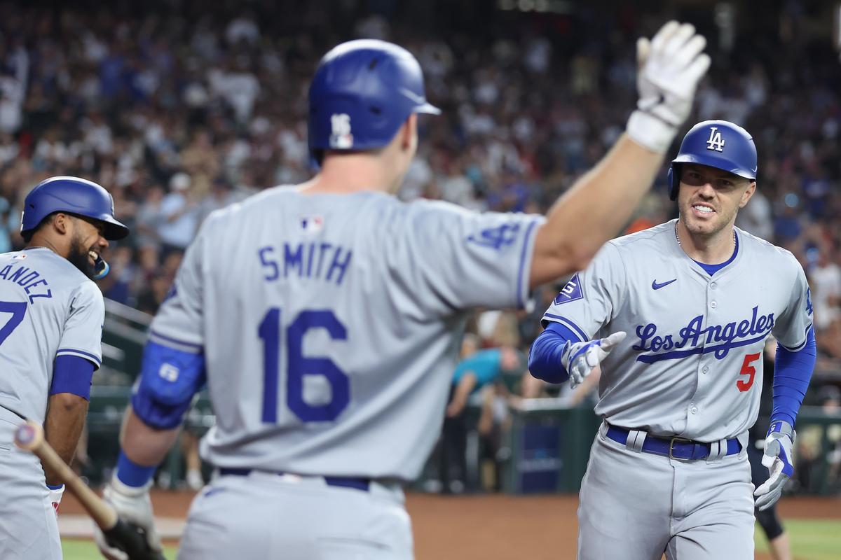 Ohtani, Betts and Freeman Hit Consecutive Homers for Dodgers to Lead Off Game vs. Diamondbacks