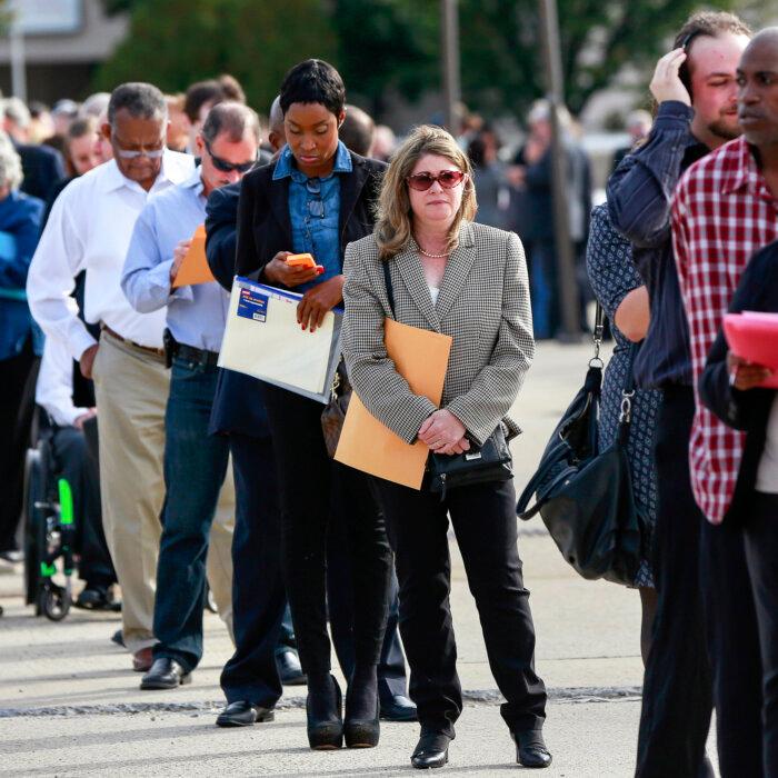 US Unemployment Rate Climbs to Highest Since October 2021