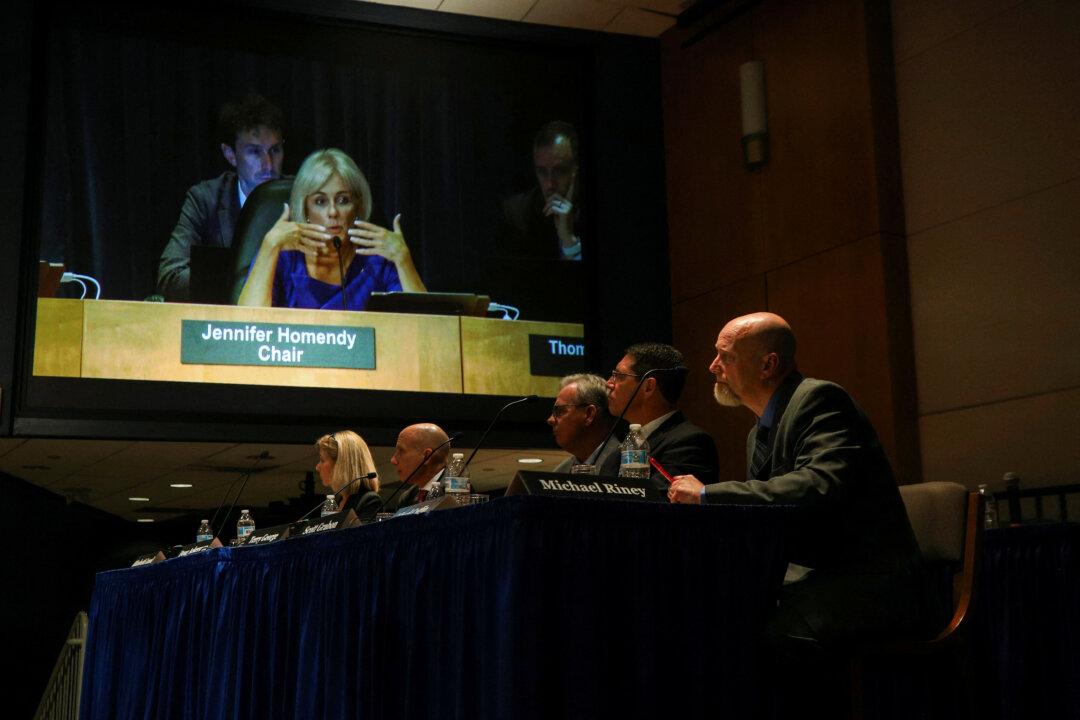 New Testimony Shows Alaska Air Crew Feared Passengers Were Lost in Mid-Air Blowout