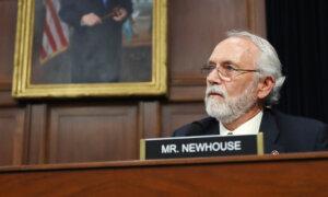 Rep. Dan Newhouse Survives Trump-Backed Primary Challenge
