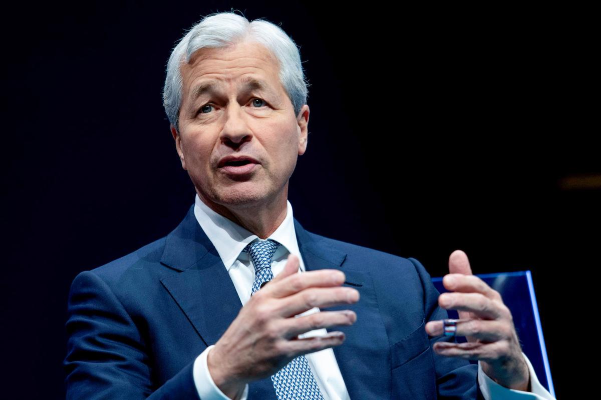 JPMorgan CEO Jamie Dimon Warns of ‘Considerable Turbulence’ Amid Tariff Threats
