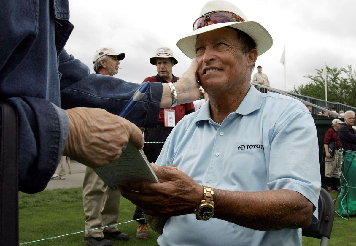 Popular Hall of Fame Golfer Chi Chi Rodriguez Dies at Age 88