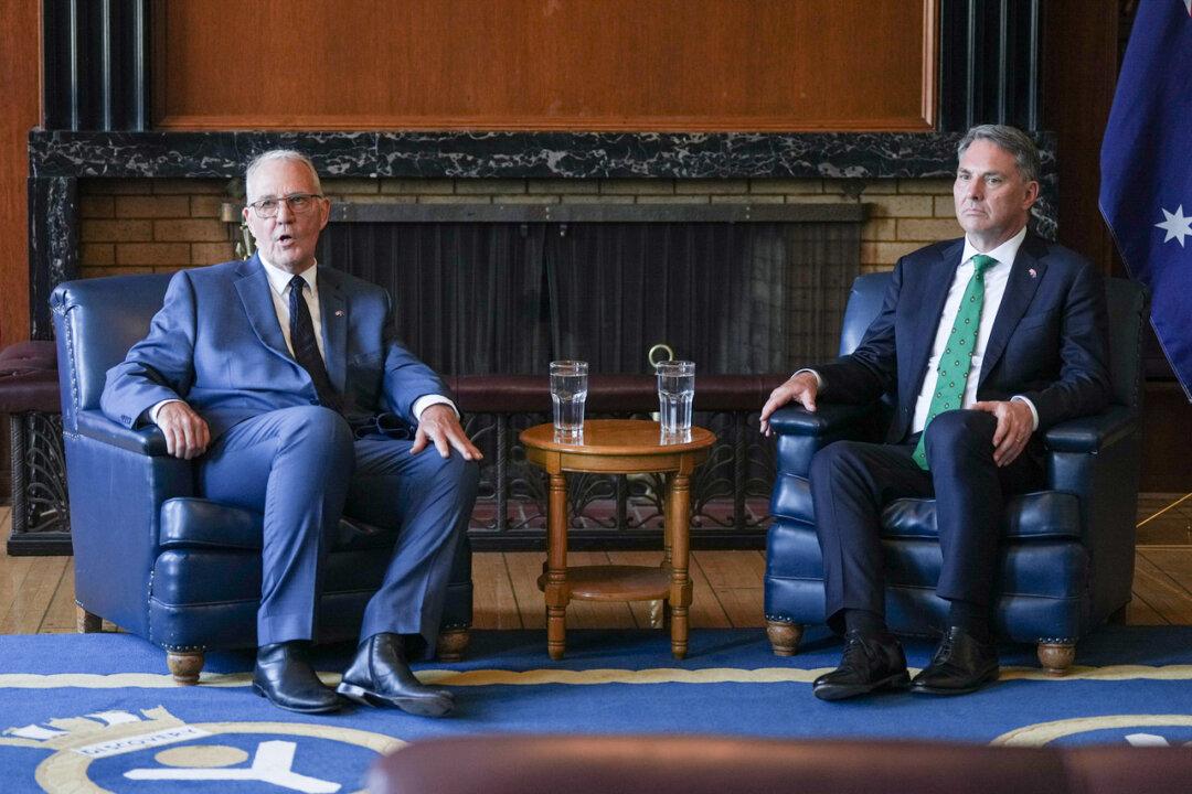 Canada, Australia Bolster Military Collaboration Amid Global Instability