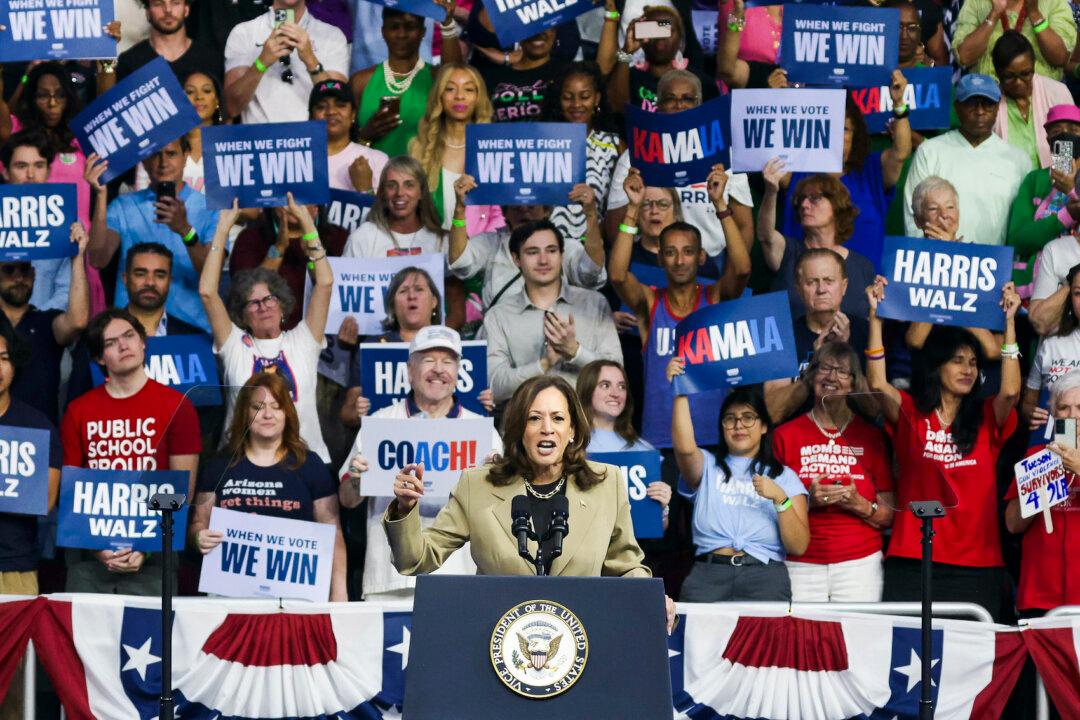 Harris Calls for Immigration Reform at Arizona Rally