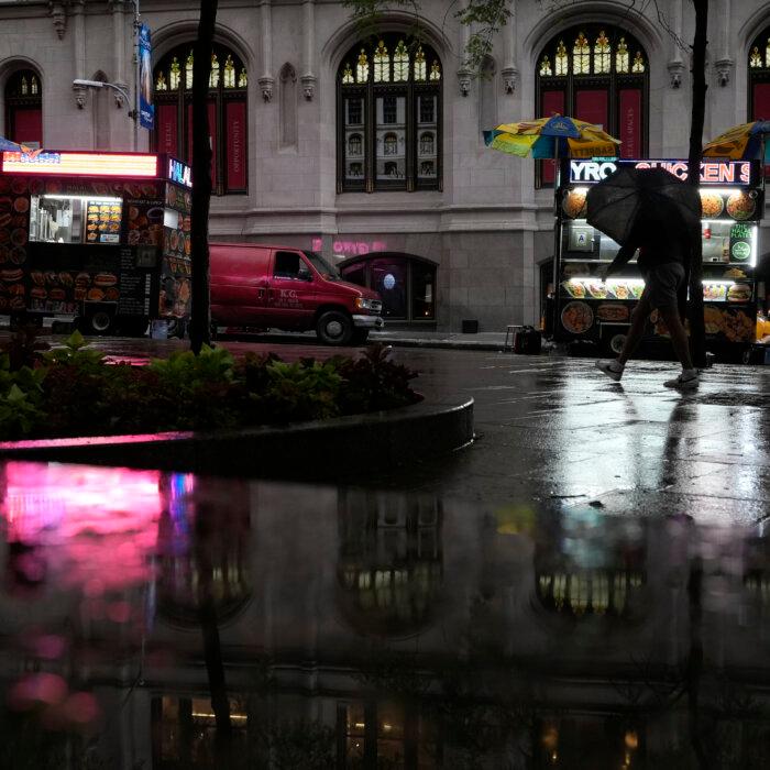 Debby’s Aftermath Leaves Thousands in the Dark; Threatens More Flooding in the Carolinas