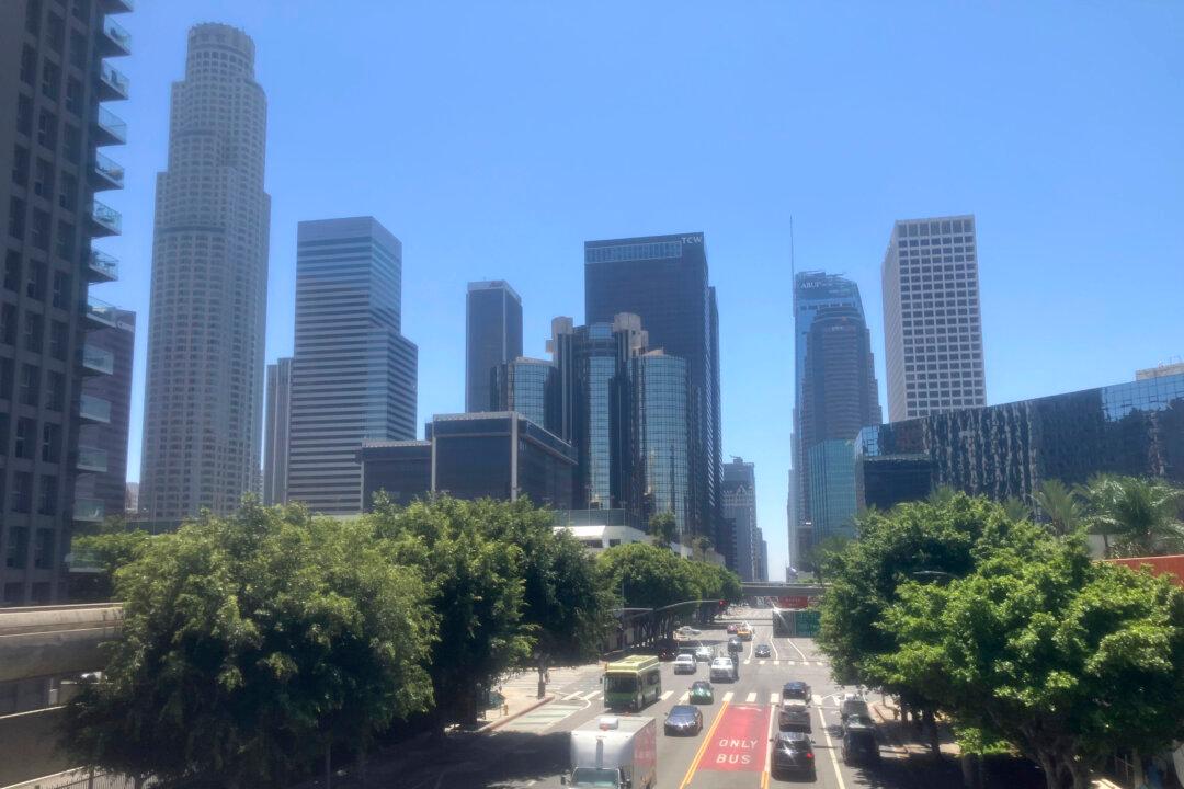 Earthquake With Magnitude of 4.4 Strikes Los Angeles Area