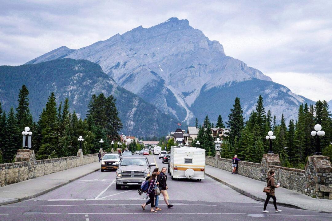 Banff Mayor Says Reducing Vehicles Necessary After Town Votes No to Pedestrian Zone