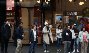 Australian Unemployment Rate Remains at 4.2 Percent, More Working Part-Time