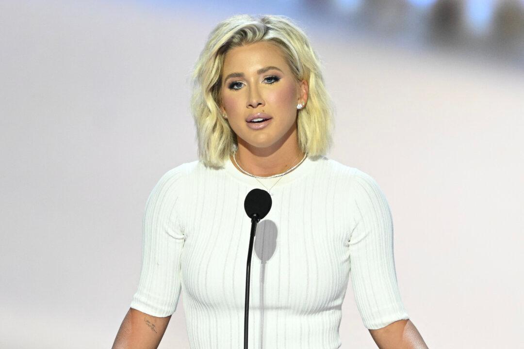 Savannah Chrisley Says She’s Expecting ‘The Worst’ Ahead of Mother’s Resentencing Hearing