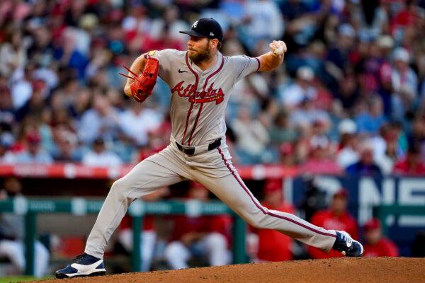 Atlanta Braves starting pitcher Chris Sale throws during the first inning of a baseball game against the Los Angeles Angels in Anaheim, Calif., on Aug. 17, 2024. (Ryan Sun/AP Photo)