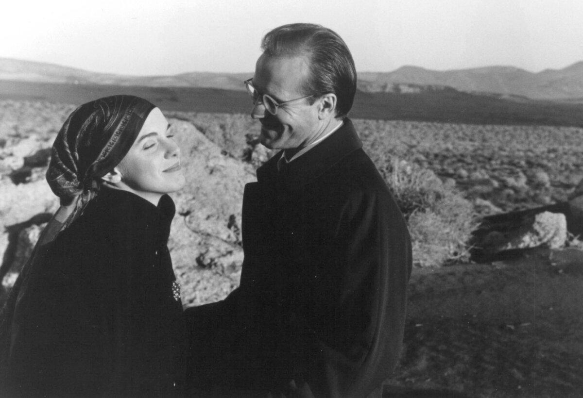 June Ellis (Elizabeth Perkins) and Dr. Jack McKee (William Hurt), in "The Doctor." (Touchstone Pictures)