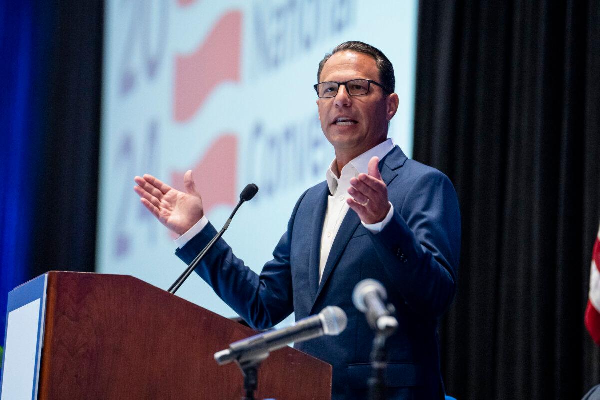 Pennsylvania Gov. Josh Shapiro (D-Pa.) speaks at the Labor Caucus at the Hyatt Regency Mccormick Place during the first day of the Democratic National Convention (DNC) in Chicago on Aug. 19, 2024. (Madalina Vasiliu/The Epoch Times)