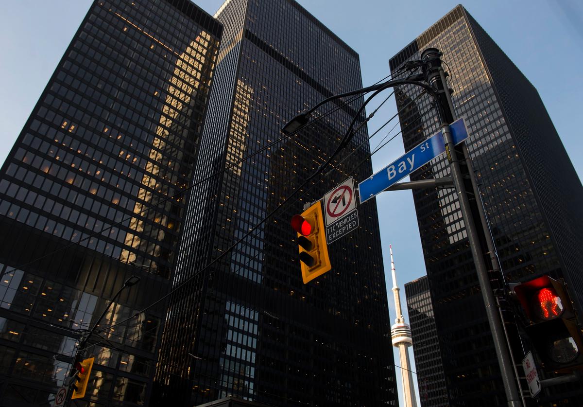 Borrower Stress in Focus as Banks Set to Report Third-Quarter Results