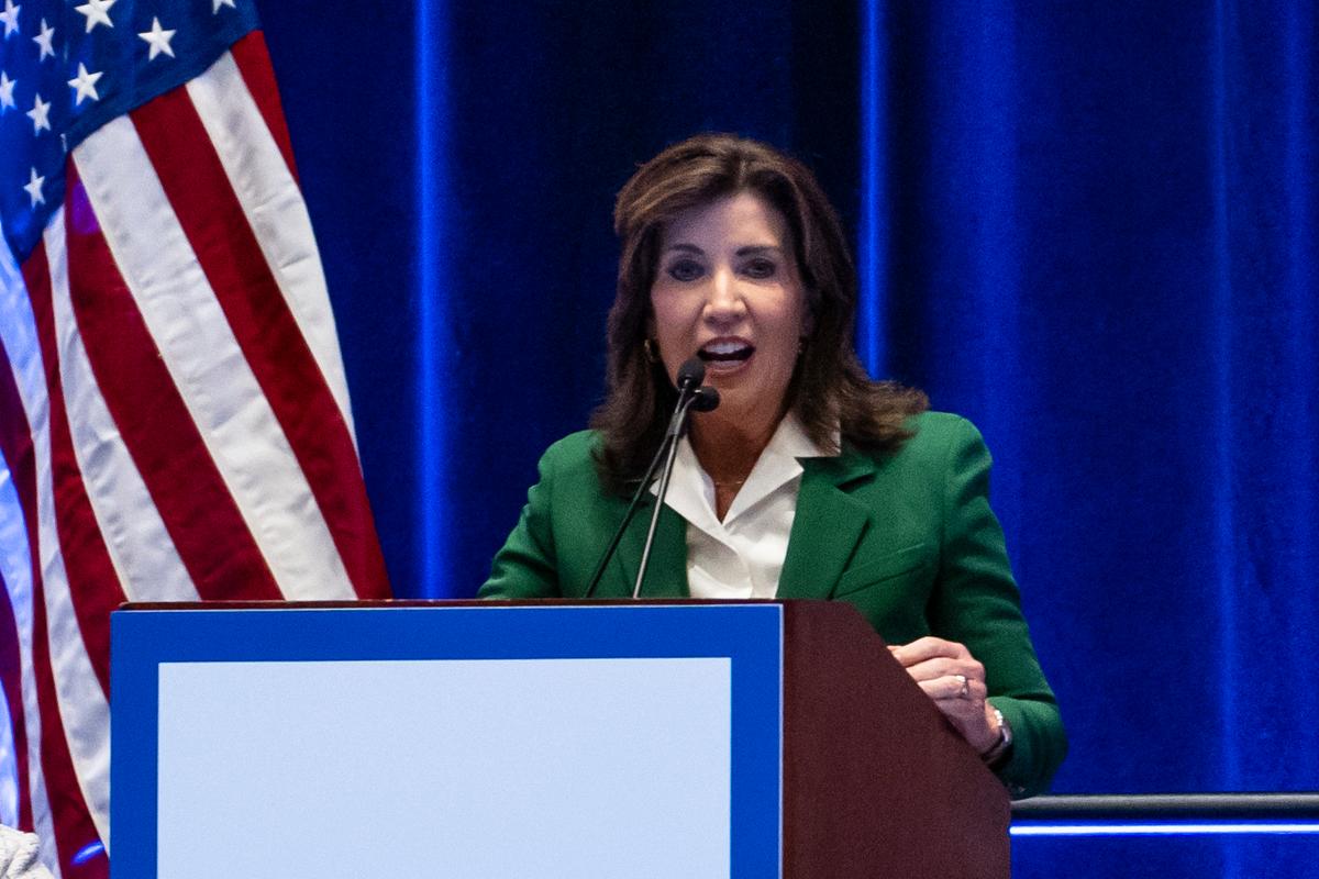 New York Governor Says She Will Request Warrant for UnitedHealthcare CEO Murder Suspect