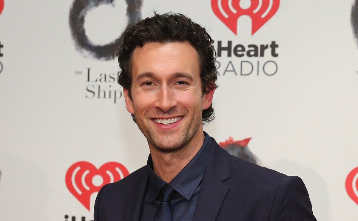 Broadway Star Aaron Lazar to Debut New Podcast Series Amid His Battle With ALS 2 Aaron Lazar attends "The Last Ship" Broadway opening night in New York City on Oct. 26, 2014. (Neilson Barnard/Getty Images)