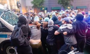 DNC Protests in Chicago Turn Violent Outside Israeli Consulate