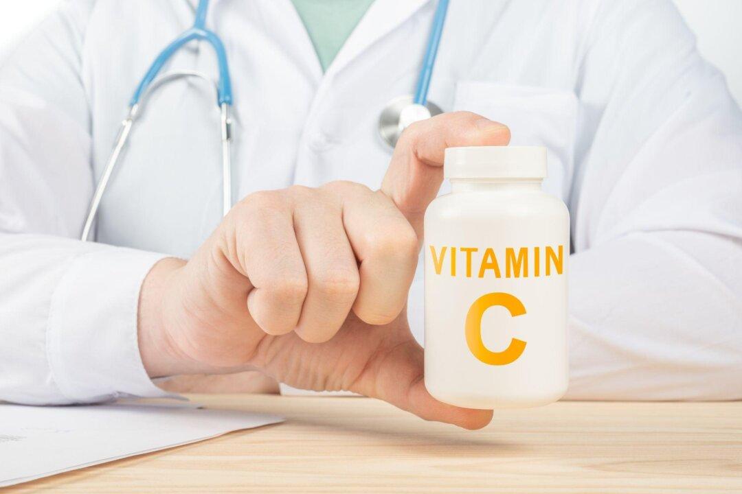 Regenerative Powers of Vitamin C