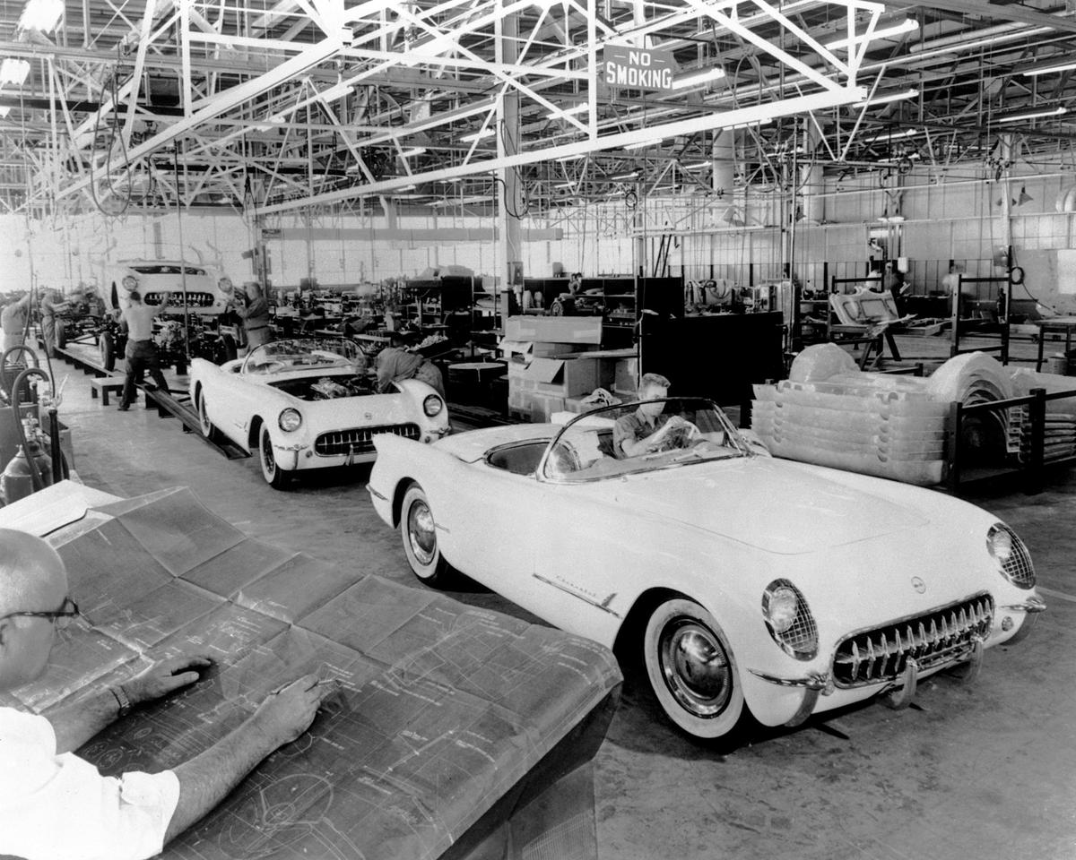 The first Corvettes were produced in Flint, Mich. on June 30, 1953. Only 300 Corvettes were made for the 1953 model year—all Polo White with red interiors. (<a href="https://news.chevrolet.com/newsroom.html">GM Chevrolet</a>/<a href="https://en.wikipedia.org/wiki/Chevrolet_Corvette#/media/File:The_first_Corvettes_produced_in_Flint,_Michigan_on_June_30,_1953_assemble_line.jpg" target="_blank" rel="nofollow noopener">CC BY-SA 3.0</a>)
