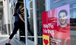 Revision of Job Numbers Sparks Mixed Assessment on US Economy, Labor Market