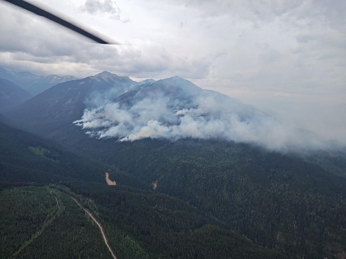 Grand Forks, BC, Remains on Alert Due to Washington State Wildfire
