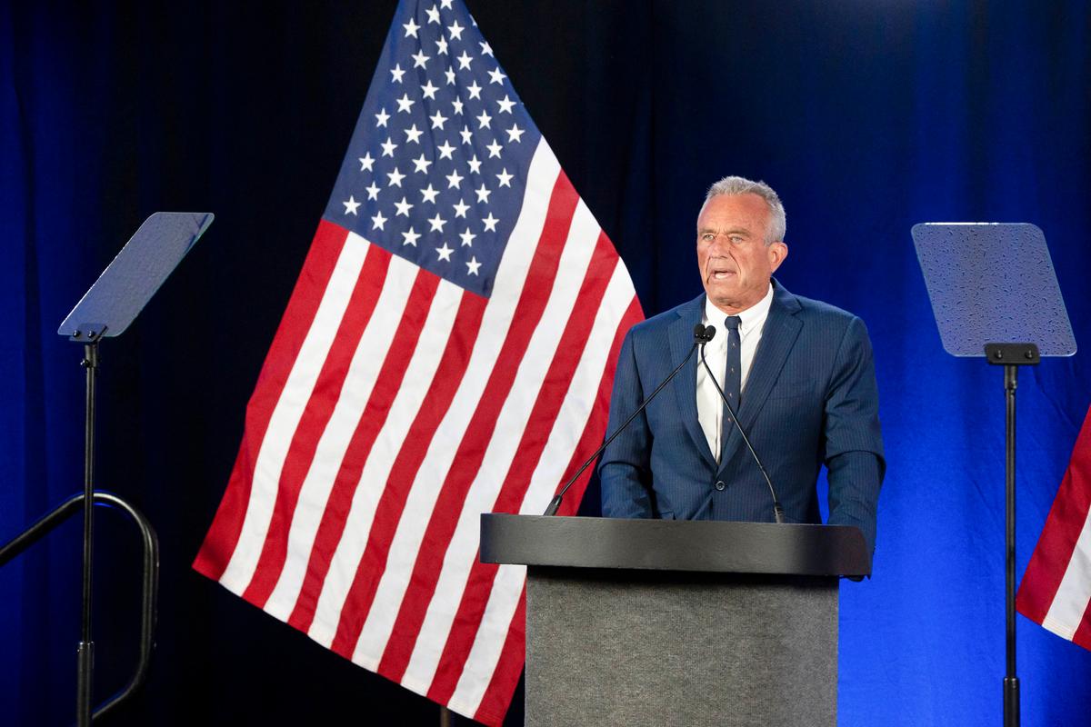 RFK Jr. Loses Secret Service Protection After Suspending Campaign, Backing Trump