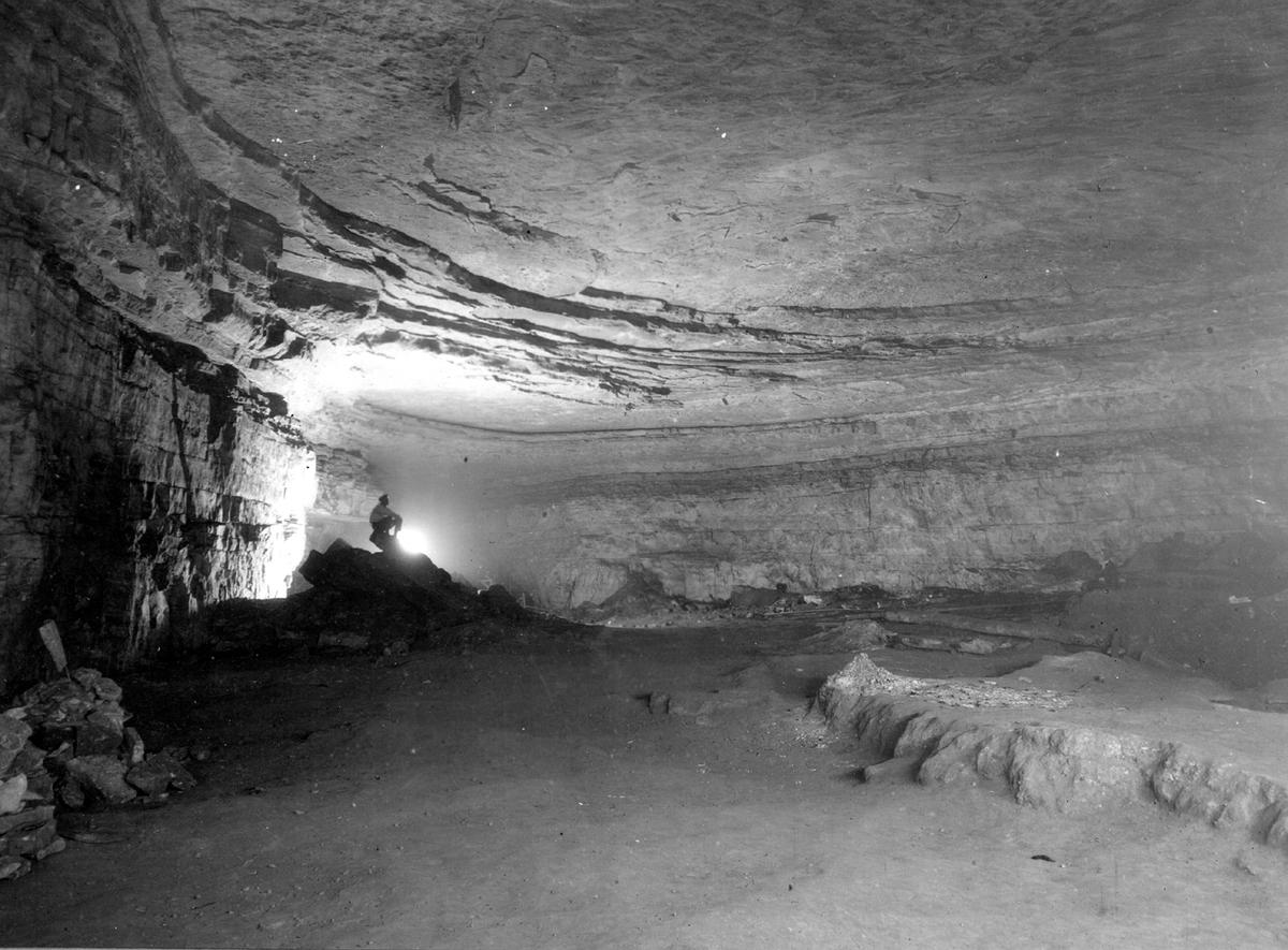 The Rotunda inside Mammoth Cave in Kentucky. (Public Domain)