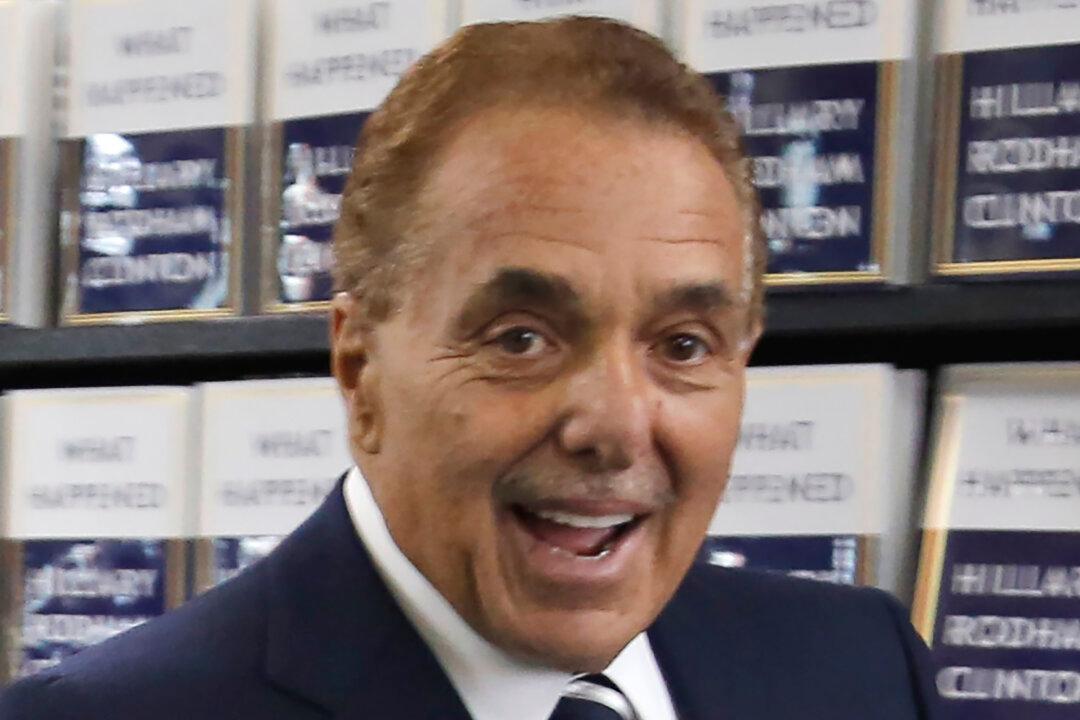 Leonard Riggio, Who Forged a Bookselling Empire at Barnes & Noble, Dead at 83